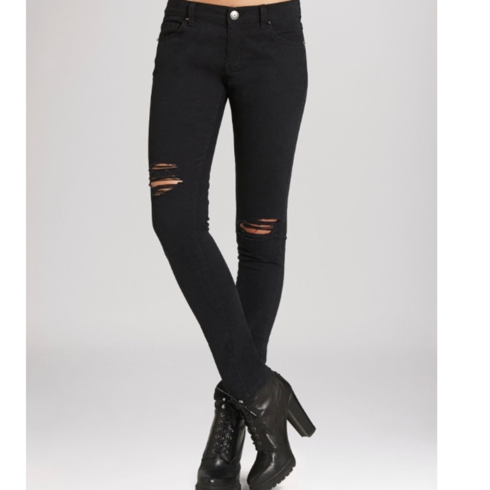 BCBGeneration ripped jean
